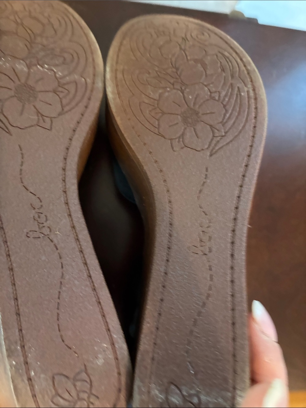 b.o.c. Black Mary Jane Platforms - Picture 4 of 5